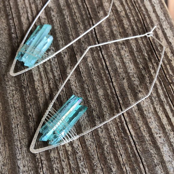 Geo Crystal Threader Hoops! - Picture 4 of 5